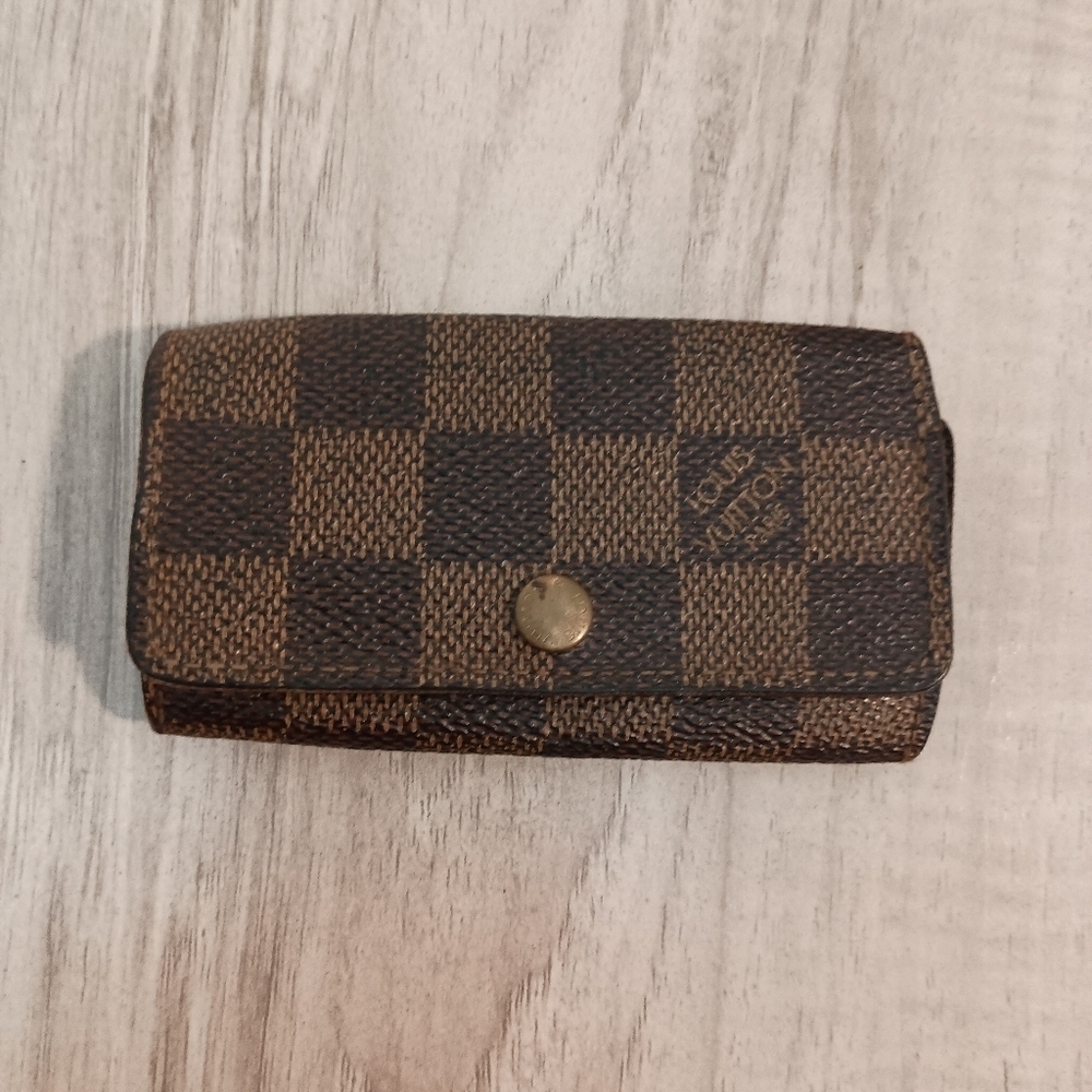 Louis Vuitton Multicles 4 Damier Key Case